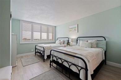 Back on the market with a NEW PRICE, A NEW LOOK AND A BEAUTIFUL on Isla Del Sol Yacht and Country Club in Florida - for sale on GolfHomes.com, golf home, golf lot