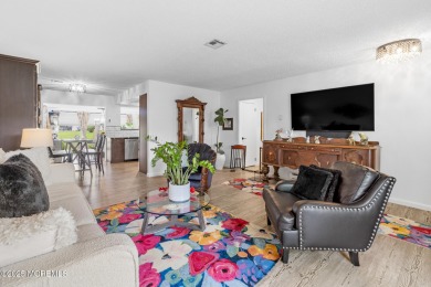 Welcome to Your Dream Home in Clearbrook's 55+ Community! This on Rossmoor Golf Club in New Jersey - for sale on GolfHomes.com, golf home, golf lot