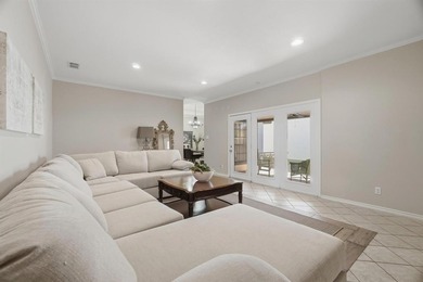 Newly updated Tamarisk gem in Fairway Oaks! This spacious on Abilene Country Club - South Course in Texas - for sale on GolfHomes.com, golf home, golf lot