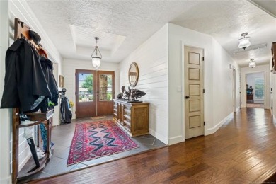 Beautifully remodeled full brick home nestled in a cul-de-sac on on Indian Springs Country Club in Oklahoma - for sale on GolfHomes.com, golf home, golf lot