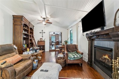 Beautifully remodeled full brick home nestled in a cul-de-sac on on Indian Springs Country Club in Oklahoma - for sale on GolfHomes.com, golf home, golf lot