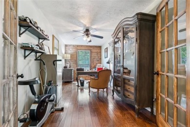 Beautifully remodeled full brick home nestled in a cul-de-sac on on Indian Springs Country Club in Oklahoma - for sale on GolfHomes.com, golf home, golf lot