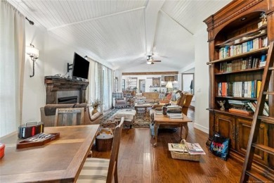 Beautifully remodeled full brick home nestled in a cul-de-sac on on Indian Springs Country Club in Oklahoma - for sale on GolfHomes.com, golf home, golf lot
