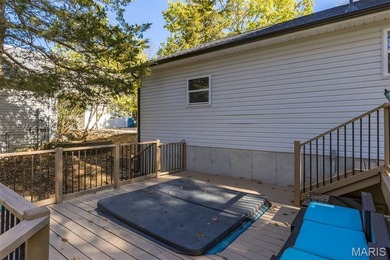 Beautifully updated 2,600 +/- Sq Ft 4 Bedroom, 3 Bathroom home on Raintree Country Club in Missouri - for sale on GolfHomes.com, golf home, golf lot