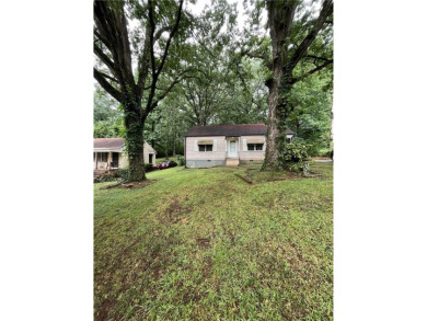 Charming East Lake Opportunity - Investor Special!    2 bedroom on Charlie Yates Golf Course in Georgia - for sale on GolfHomes.com, golf home, golf lot