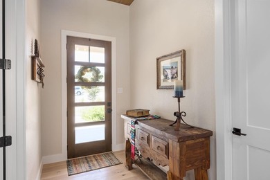 This nearly new (2022) Garden/Patio home in Comanche Trace is on The Club At Comanche Trace in Texas - for sale on GolfHomes.com, golf home, golf lot