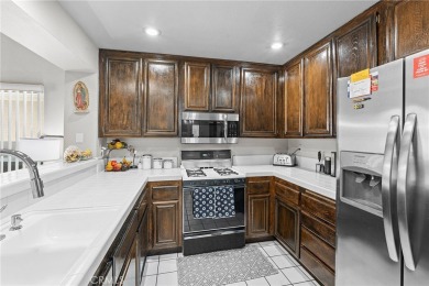This home is a spacious 3-bedroom, 3-bathroom home offering 2 on Sun Lakes Country Club in California - for sale on GolfHomes.com, golf home, golf lot