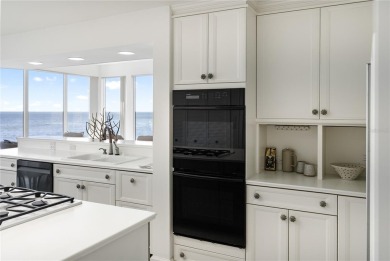 Your Waterfront Dream Awaits in Key Royale!

Welcome to your on Key Royale Club in Florida - for sale on GolfHomes.com, golf home, golf lot