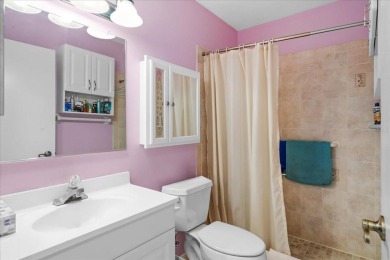Adorable 2/2 Brentwood model condo in the incredible community on Falcon Watch Golf Club in Florida - for sale on GolfHomes.com, golf home, golf lot