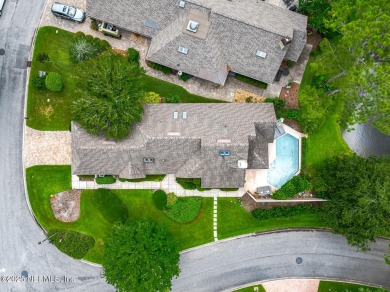 Casual elegance- Single-level patio home in Sawgrass CC with on Sawgrass Country Club  in Florida - for sale on GolfHomes.com, golf home, golf lot