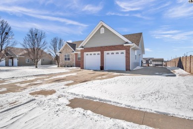 This exceptional custom built home is located in the desired on Turkey Creek Golf Course in Kansas - for sale on GolfHomes.com, golf home, golf lot