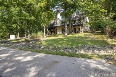 ATTENTION:  This fabulous home in Porto Cima is offering $20,000 on The Club At Porto Cima in Missouri - for sale on GolfHomes.com, golf home, golf lot