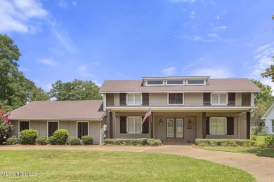 Frank Lloyd Wright-Inspired Mid-Century Modern Masterpiece on on Colonial Country Club Deerfield in Mississippi - for sale on GolfHomes.com, golf home, golf lot