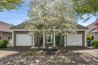 Discover serene living in this stunning 2 bedroom, 2 full bath on Claremont Golf Club in Oregon - for sale on GolfHomes.com, golf home, golf lot
