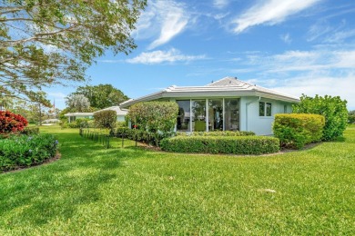 Welcome to 5 Slash Pine, a beautiful single family villa located on Delray Dunes Golf and Country Club in Florida - for sale on GolfHomes.com, golf home, golf lot