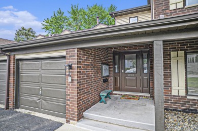 Gorgeous and well maintained 2, 1.75 Bath is now on the market! on Lakes of the Four Seasons Country Club in Indiana - for sale on GolfHomes.com, golf home, golf lot