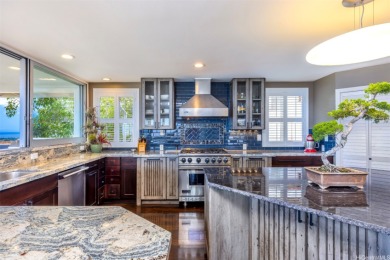 Conveniently located just a few blocks up Wilhelmina Rise, this on  in Hawaii - for sale on GolfHomes.com, golf home, golf lot