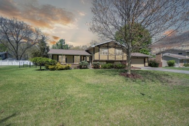Stunning Tri-Level Home in Sought-After Golf View Hills! on Country Club of Jackson in Michigan - for sale on GolfHomes.com, golf home, golf lot