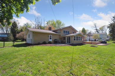 Stunning Tri-Level Home in Sought-After Golf View Hills! on Country Club of Jackson in Michigan - for sale on GolfHomes.com, golf home, golf lot