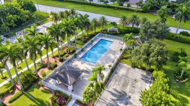 This stunning 3-bedroom, 2-bathroom home is located in the on Aberdeen Golf and Country Club in Florida - for sale on GolfHomes.com, golf home, golf lot