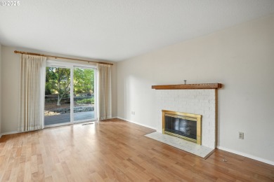 Beautifully maintained home in sought-after Fairway Village! on Fairway Village Golf and Country Club in Washington - for sale on GolfHomes.com, golf home, golf lot