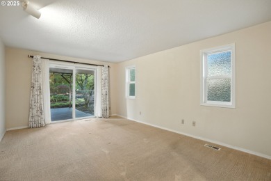 Beautifully maintained home in sought-after Fairway Village! on Fairway Village Golf and Country Club in Washington - for sale on GolfHomes.com, golf home, golf lot