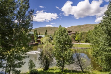 Enjoy amazing views from the expanded deck in this well oriented on Elkhorn Golf Club in Idaho - for sale on GolfHomes.com, golf home, golf lot