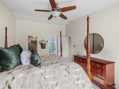 Newly updated top floor condo in Quail Ridge! Recently updated on Owensboro Country Club in Kentucky - for sale on GolfHomes.com, golf home, golf lot