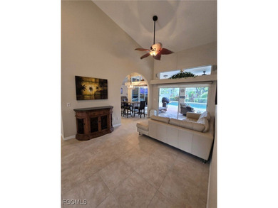 3 bed 2.5 bath on oversized corner lot, mature landscaping on Gateway Golf and Country Club in Florida - for sale on GolfHomes.com, golf home, golf lot