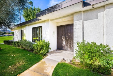 Welcome to 31 Calle Encinitas, a beautifully updated 2-bedroom on Rancho Las Palmas Country Club in California - for sale on GolfHomes.com, golf home, golf lot