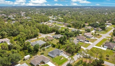Under contract-accepting backup offers. Move-in Ready Charming 4 on Bobcat Trail Golf Club in Florida - for sale on GolfHomes.com, golf home, golf lot