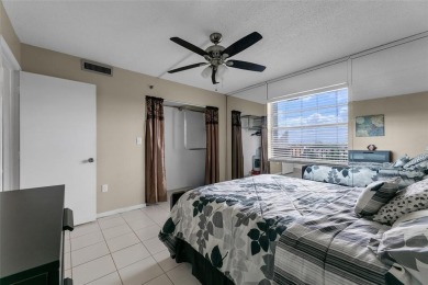 This bright 2-bedroom, 2-bath corner unit offers comfortable on Inverrary Country Club in Florida - for sale on GolfHomes.com, golf home, golf lot