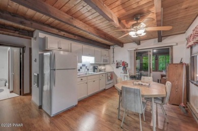 This charming three bedroom, two bathroom home is perfectly on The Hideout Golf in Pennsylvania - for sale on GolfHomes.com, golf home, golf lot