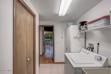 This charming three bedroom, two bathroom home is perfectly on The Hideout Golf in Pennsylvania - for sale on GolfHomes.com, golf home, golf lot