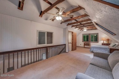 This charming three bedroom, two bathroom home is perfectly on The Hideout Golf in Pennsylvania - for sale on GolfHomes.com, golf home, golf lot