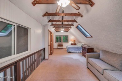 This charming three bedroom, two bathroom home is perfectly on The Hideout Golf in Pennsylvania - for sale on GolfHomes.com, golf home, golf lot
