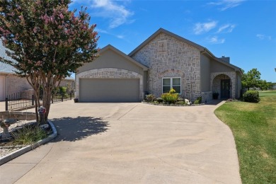 SPACIOUS PECAN PLANTATION GARDEN HOME ON NUTCRACKER GOLF COURSE for sale on GolfHomes.com