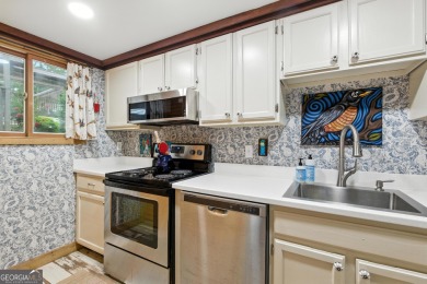 Welcome to your beautifully maintained furnished ground-level on Kingwood Golf Club and Resort in Georgia - for sale on GolfHomes.com, golf home, golf lot