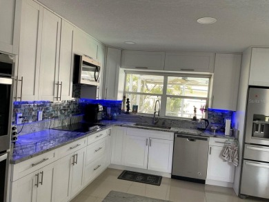 +_+_+_+_+_****LOCATION, LOCATION, LOCATION +_+_+_+*******
This on Countryway Golf Course in Florida - for sale on GolfHomes.com, golf home, golf lot