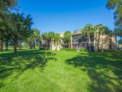 Discover your ideal retreat in this rare 2 bed, 2 bath on Meadowood Golf and Tennis Club in Florida - for sale on GolfHomes.com, golf home, golf lot