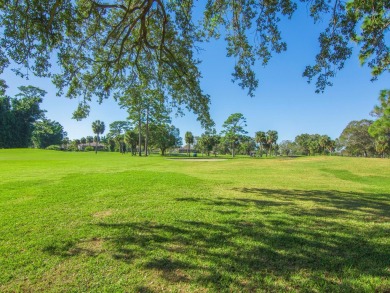 Discover your ideal retreat in this rare 2 bed, 2 bath on Meadowood Golf and Tennis Club in Florida - for sale on GolfHomes.com, golf home, golf lot