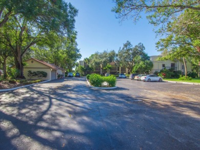 Discover your ideal retreat in this rare 2 bed, 2 bath on Meadowood Golf and Tennis Club in Florida - for sale on GolfHomes.com, golf home, golf lot