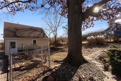 Stone Ranch cottage in coveted Golden Acres is pure magic on Drumm Farm Golf Course in Missouri - for sale on GolfHomes.com, golf home, golf lot