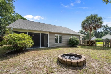 Looking for one story coastal NC living with no HOA? Here's your on Belvedere Country Club in North Carolina - for sale on GolfHomes.com, golf home, golf lot