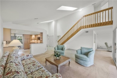 Welcome to this spacious penthouse condo nestled amidst the on  in Florida - for sale on GolfHomes.com, golf home, golf lot