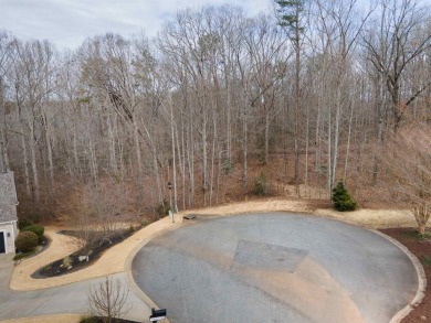 Building lot in Woodfin Ridge- Cul-de-sac lot in the gated on Woodfin Ridge Golf Club in South Carolina - for sale on GolfHomes.com, golf home, golf lot