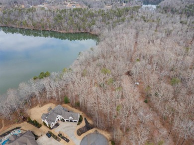 Building lot in Woodfin Ridge- Cul-de-sac lot in the gated on Woodfin Ridge Golf Club in South Carolina - for sale on GolfHomes.com, golf home, golf lot