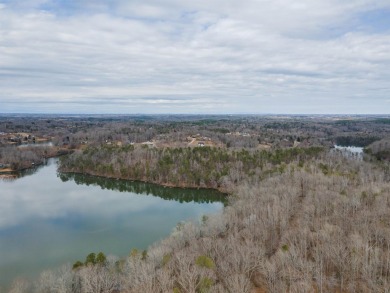 Building lot in Woodfin Ridge- Cul-de-sac lot in the gated on Woodfin Ridge Golf Club in South Carolina - for sale on GolfHomes.com, golf home, golf lot