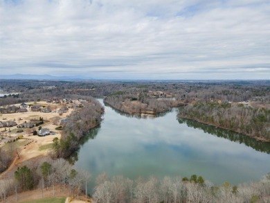 Building lot in Woodfin Ridge- Cul-de-sac lot in the gated on Woodfin Ridge Golf Club in South Carolina - for sale on GolfHomes.com, golf home, golf lot