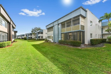 Beautifully remodeled 2BR,1st-floor condo in the sought-after on Kings Point Golf -Flanders Way in Florida - for sale on GolfHomes.com, golf home, golf lot